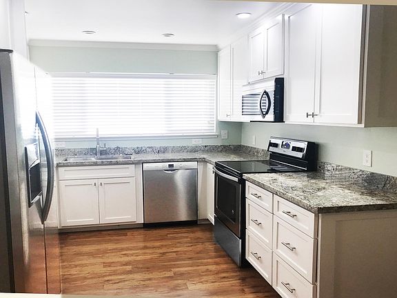 3rd image of 1141 Nottingham Pl