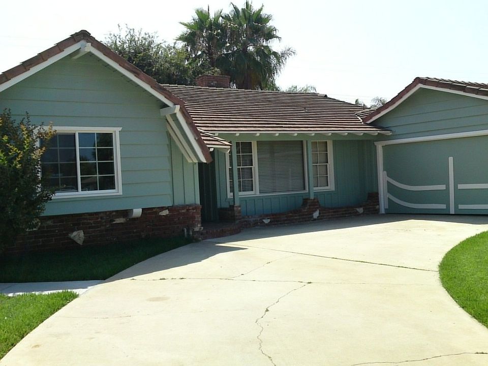 2nd image of 3500 Greenmeadow Dr