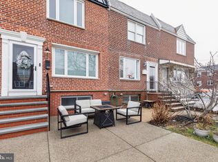 3135 S Juniper St, Philadelphia, PA 19148