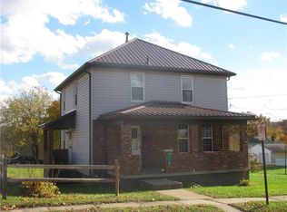 570 Pitt St, Leechburg, PA