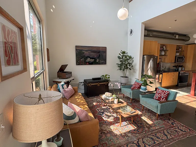 1661 La France St NE #407 — Photo 4