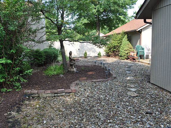 4th image of 10823 Meadow Trl
