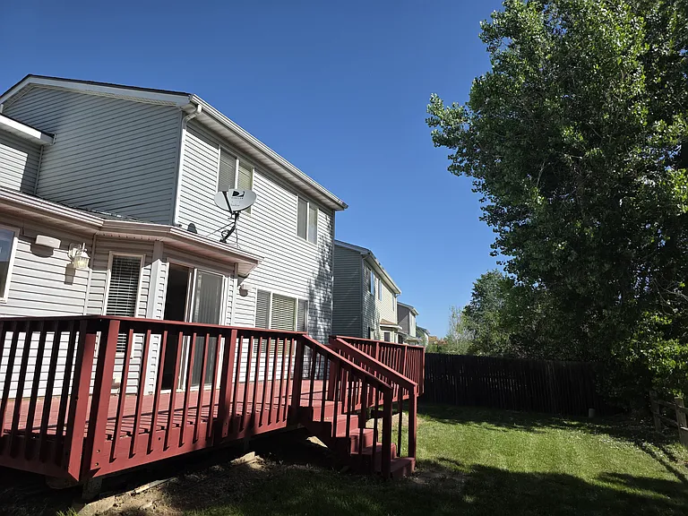 Fall River Cir — Photo 2