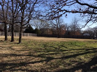 2520 Centre Rd, Bartlesville, OK 74003