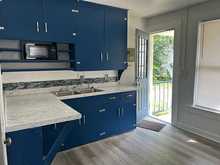 1201 S Cedar Ave #3 — Photo 1