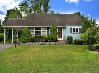 11 Jeffrey Dr, East Hartford, CT 06118