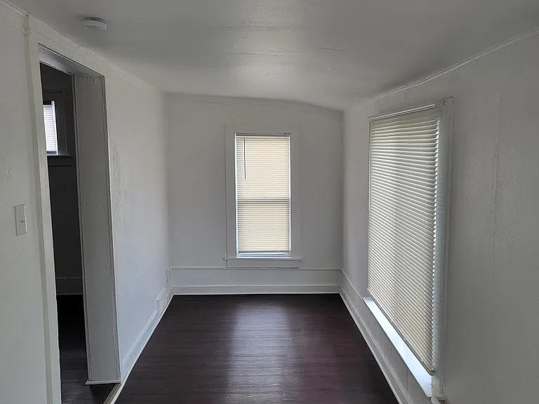 43 W Charlotte St #2 — Photo 4