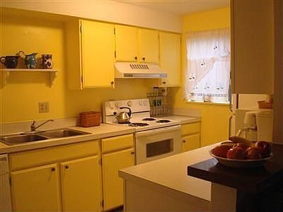 5th image of 3425 S 176th St Unit 286