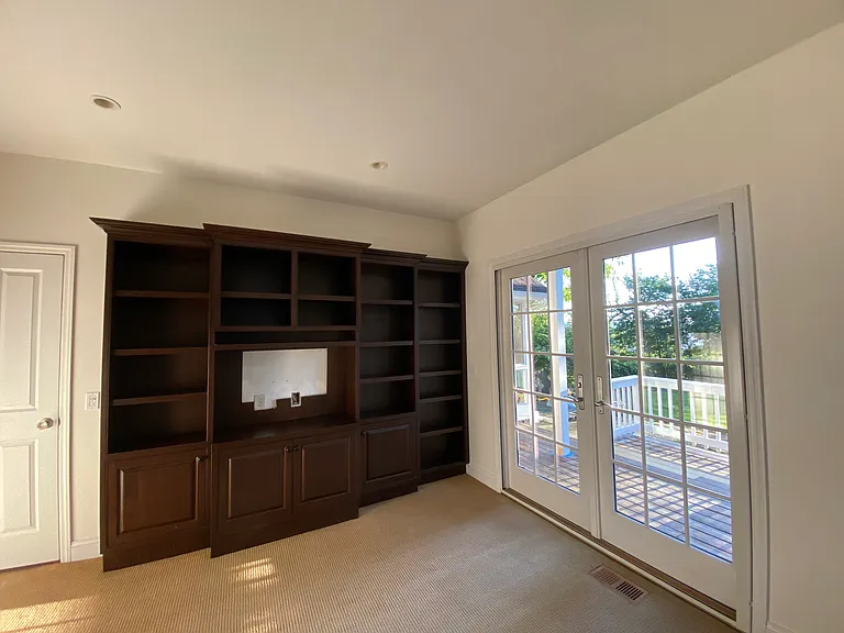 11 Michaels Ln — Photo 22