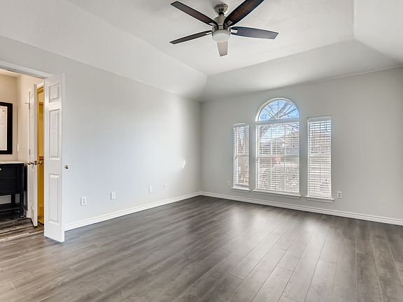 5th image of 7309 Maplewood Dr