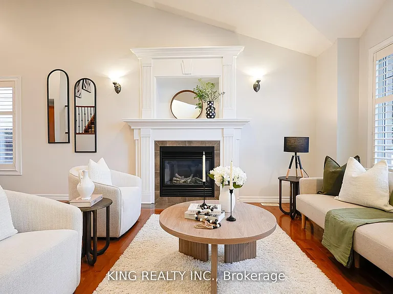 1223 Coronation Dr — Photo 7