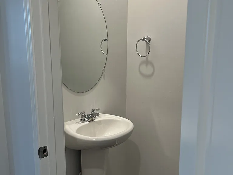 1083 Pepper Stone Dr — Photo 8