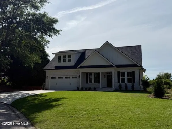 8210 Mainsail Lane, Wilmington, NC 28412