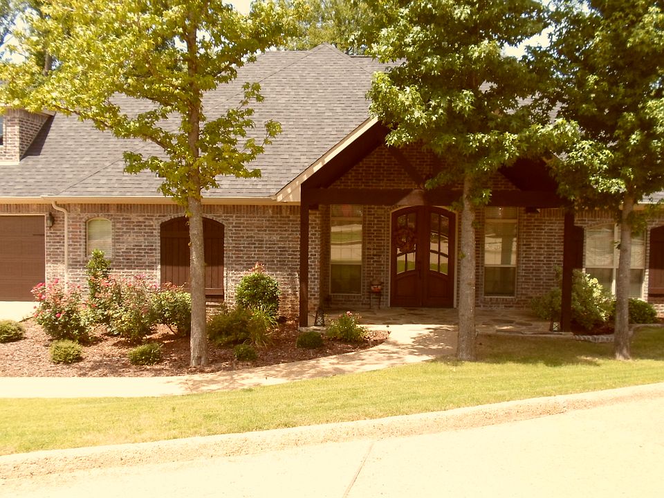 1st image of 119 Timber Creek Ct