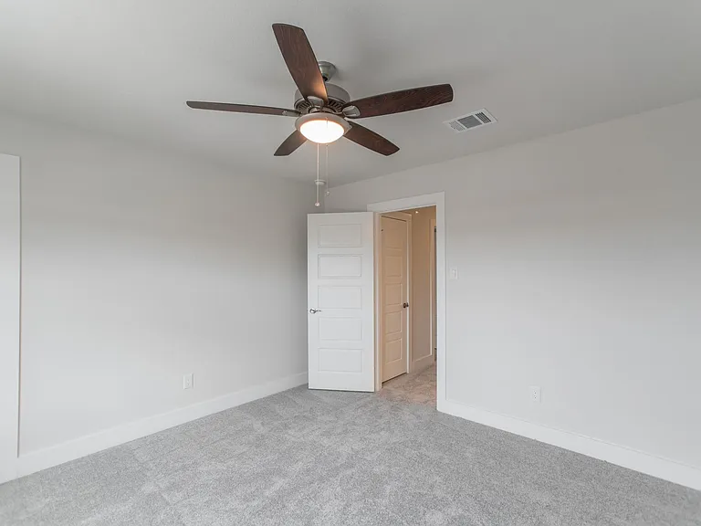 10539 Preserve Way — Photo 26