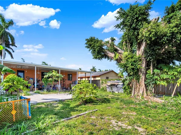 851 SW 1st St, Florida City, FL 33034
