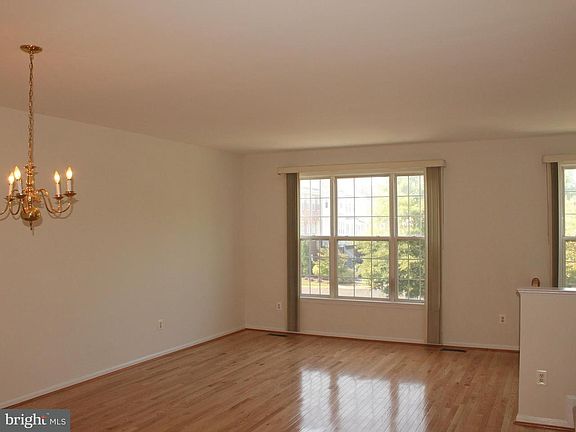 4th image of 6605 Creek Point Way