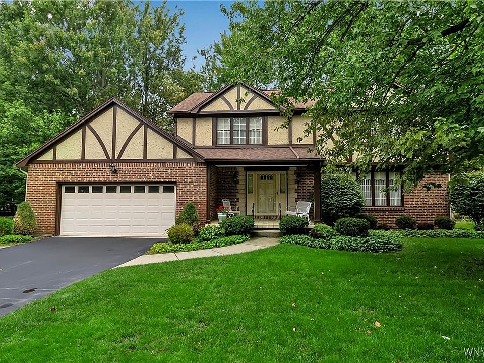 1st image of 31 Shadow Wood Dr