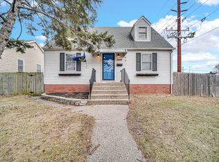 7449 Baring Pkwy, Hammond, IN 46324