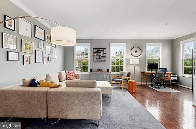 4 bed, 3.5 bath, 2172 sqft, $3,350 — Photo 4