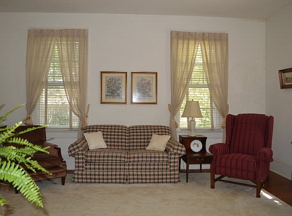 5th image of 106 Sherrod Hts
