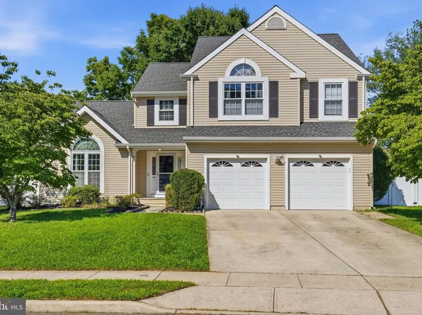 29 Harrogate Dr, Lumberton, NJ 08048