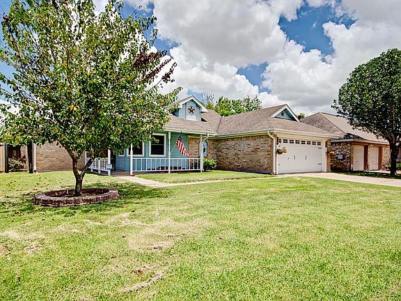 5th image of 1917 Whitebriar Dr