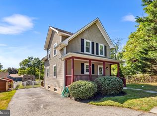 497 Cherry Tree Rd, Upper Chichester, PA 19014