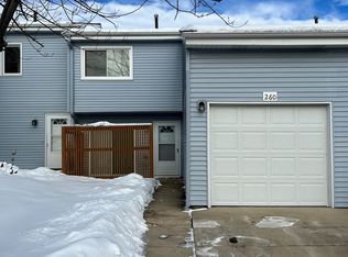 260 E Alpine Dr, Glendale Heights, IL