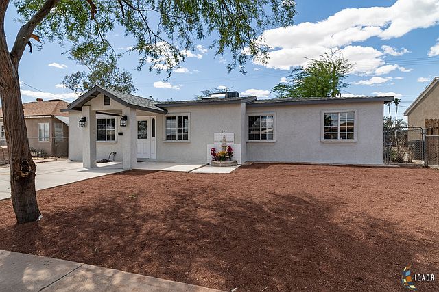 1st image of 535 Tangerine Dr