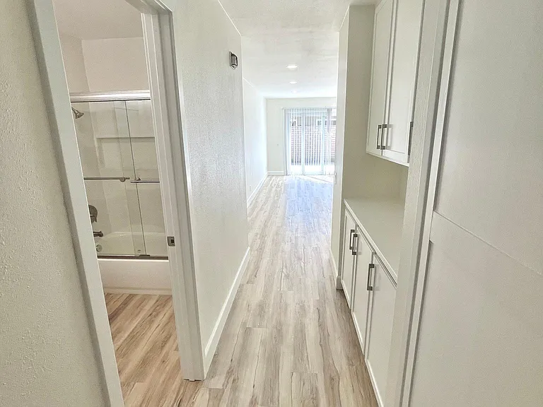5052 Boxwood — Photo 9