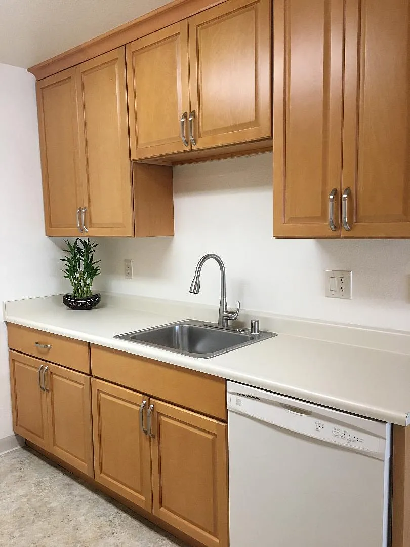 Garden Terrace Apartments — Photo 3
