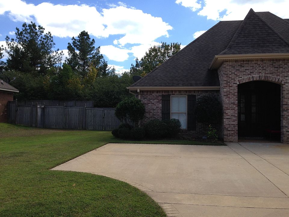 2nd image of 111 Meadow Pointe Cv