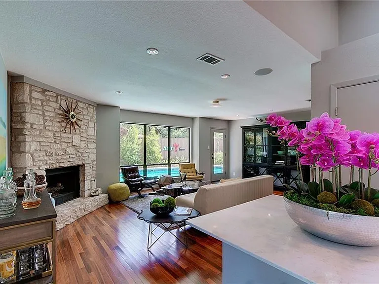 4007 Beaconsdale Dr — Photo 9