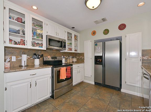 5th image of 11707 Tall Tree St