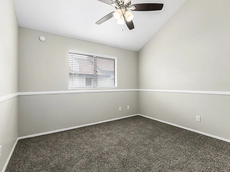 4328 N 36th St #3 — Photo 20