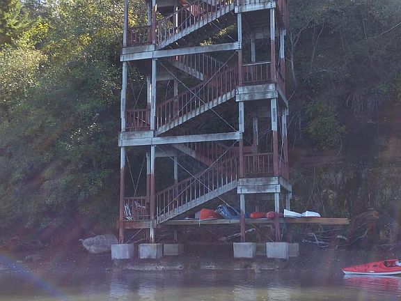 3rd image of 6241 Elizan Dr NW
