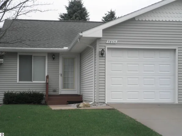 7865 North St, Central Lake, MI 49622