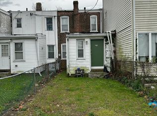 1704 W 11th St, Chester, PA 19013