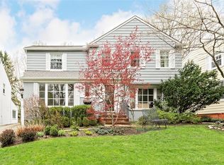 22511 Rye Rd, Shaker Heights, OH 44122