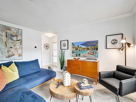 3rd image of 3370 NE 17th Avenue