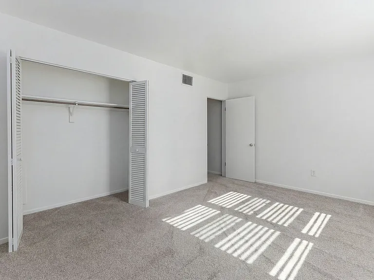 680 71st Ave #13 — Photo 12