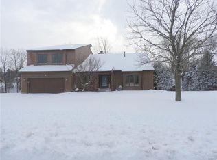 3947 Stetson Cir, Syracuse, NY 13215