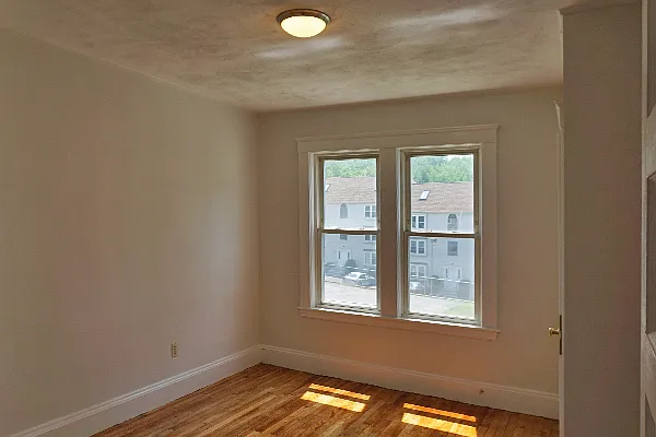 381 Crescent St #1 — Photo 6