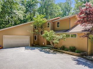 129 W Springtown Rd, Long Valley, NJ 07853