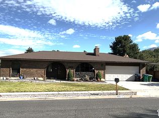 1913 E Terrace Dr, Sandy, UT 84093