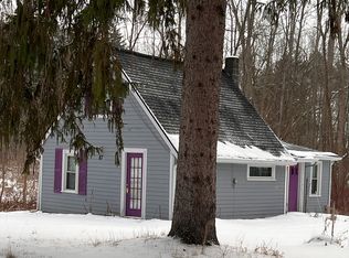 87 Lonesome Rd, Fairport, NY 14450