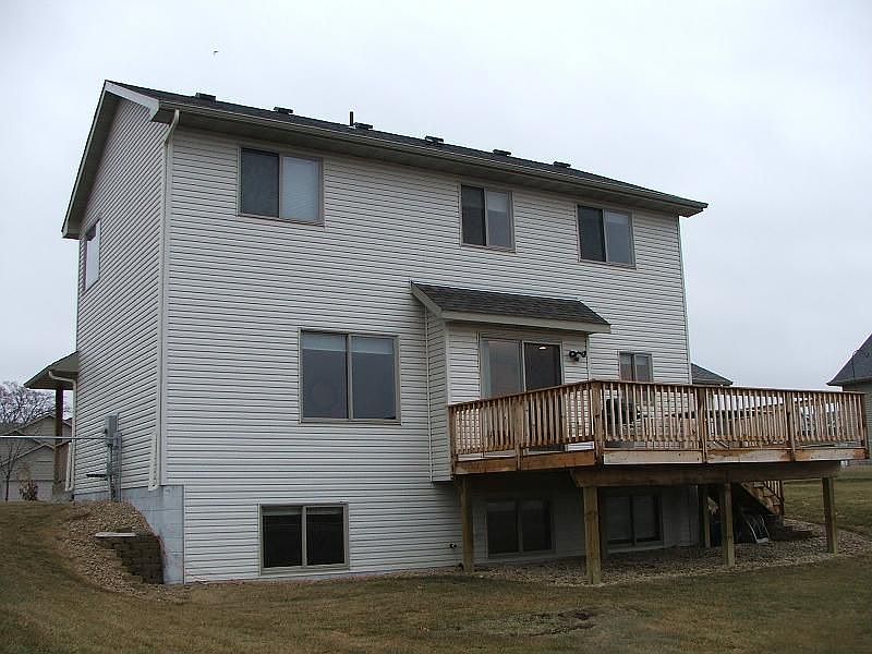 2nd image of 2104 Buffalo Ridge Dr