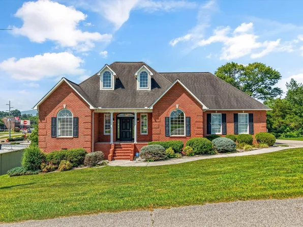 111 Colonial Hts, La Follette, TN 37766