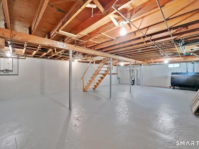 49 Schaffer Dr — Photo 15